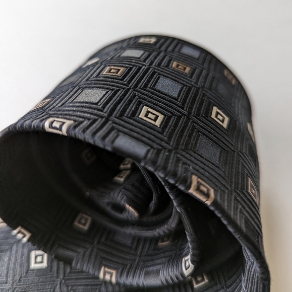 2pc Tie Bundle Grid Print & Jacquard- MICHAEL Michael Kors Kenneth Cole Reaction - Picture 4 of 14